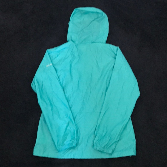 Colombia Light Windbreaker - Picture 2 of 8